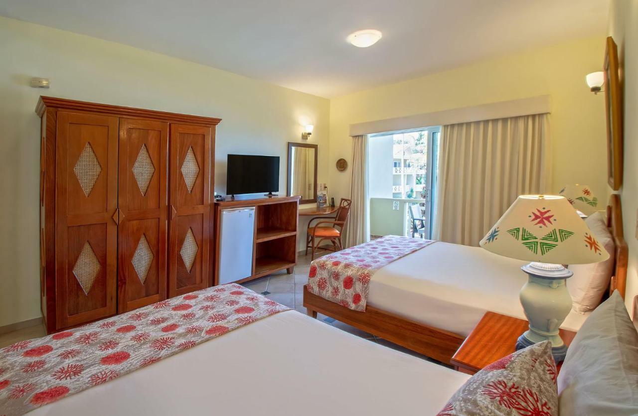 Velero Beach Resort Καμπαρέτε Εξωτερικό φωτογραφία